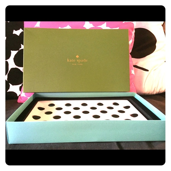 kate spade Other - Kate Spade New In Box Lenox Daisy Place Spots Lg.